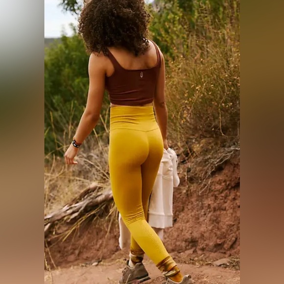 82-Free People Movement High-Rise Good Karma Leggings - Picture 3 of 4